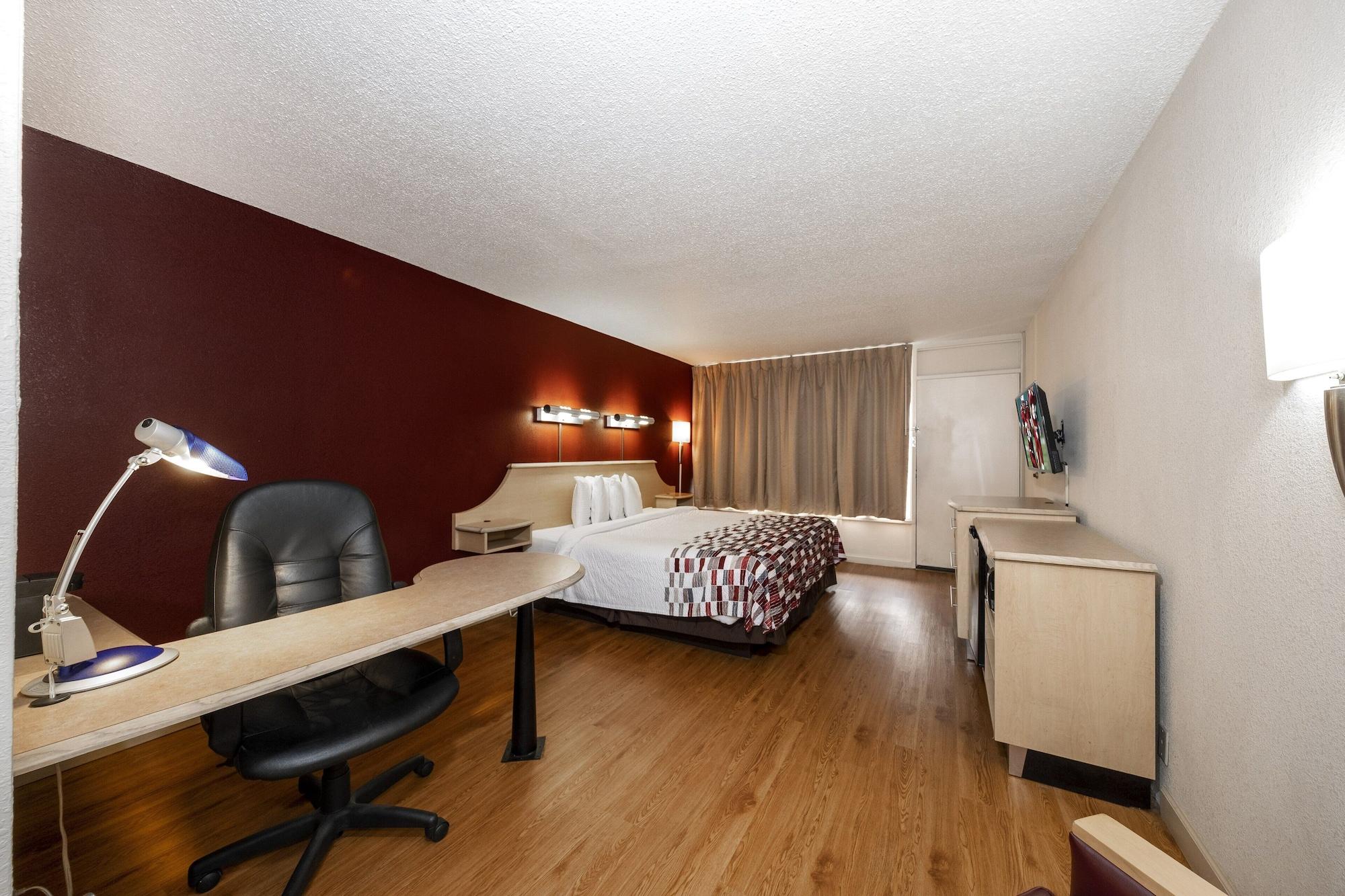 Red Roof Inn & Suites Wytheville Esterno foto