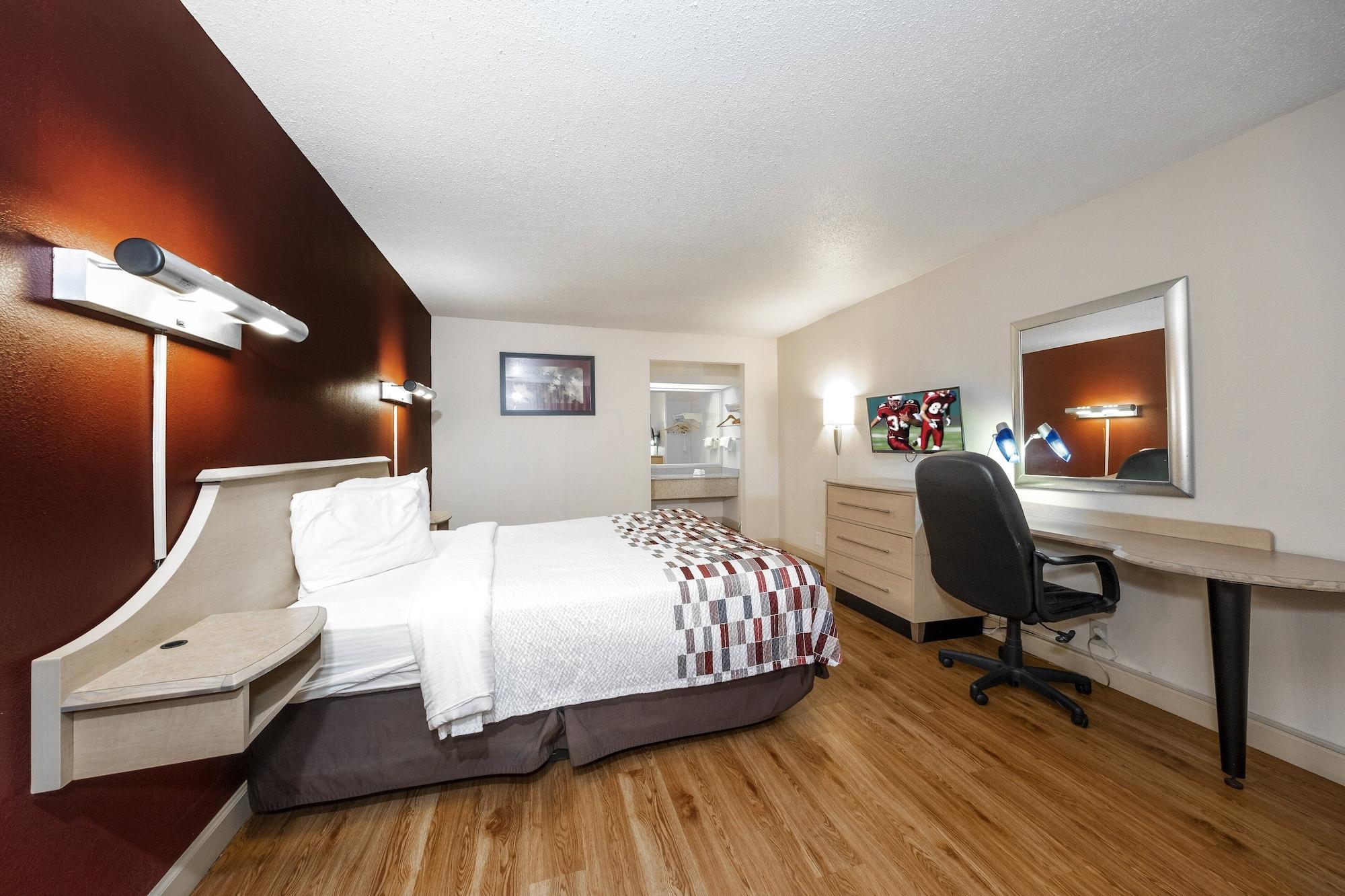 Red Roof Inn & Suites Wytheville Esterno foto
