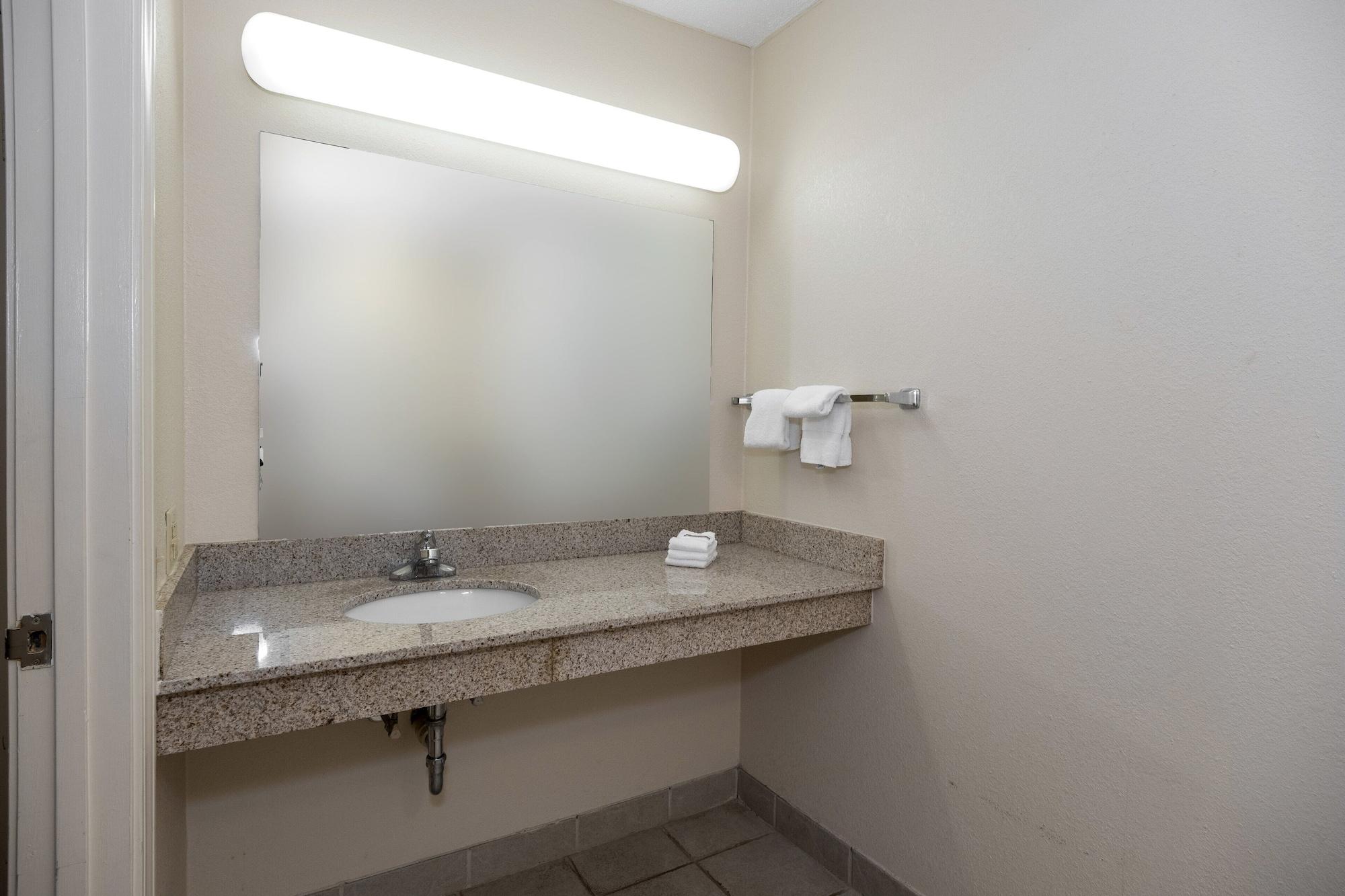 Red Roof Inn & Suites Wytheville Esterno foto