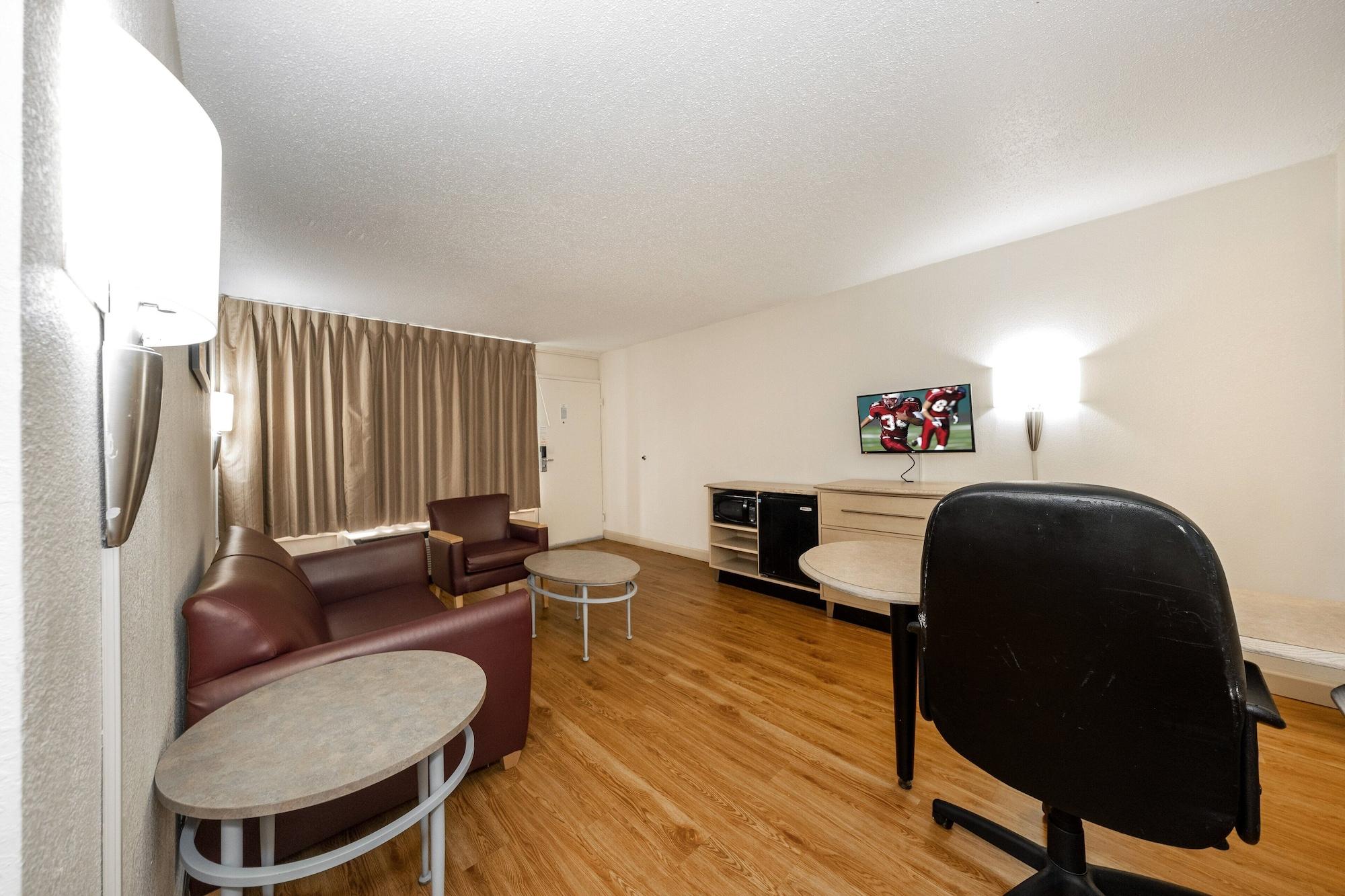 Red Roof Inn & Suites Wytheville Esterno foto