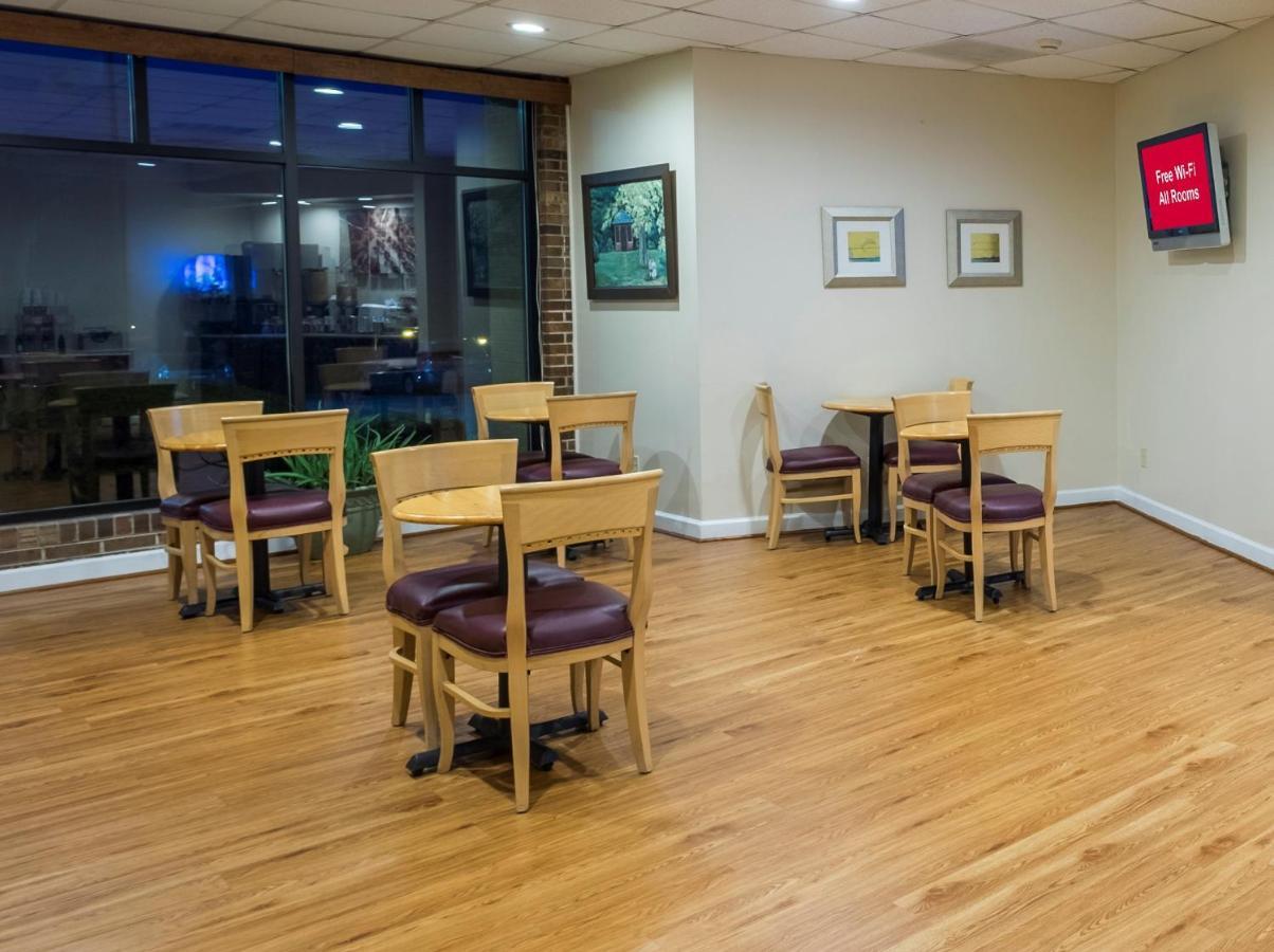 Red Roof Inn & Suites Wytheville Esterno foto