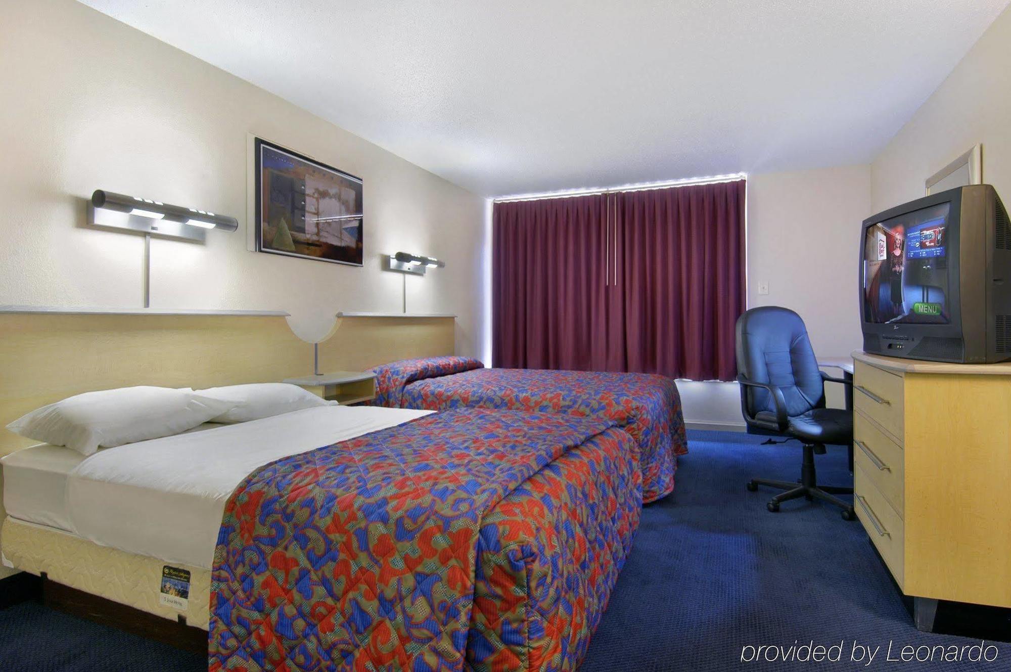Red Roof Inn & Suites Wytheville Esterno foto